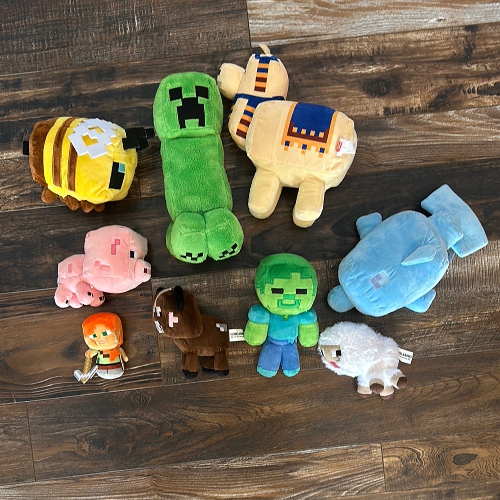 Minecraft Plush Toy Set - Creeper, Bee, Pig, and More